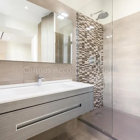 Appartement Clic 20 *